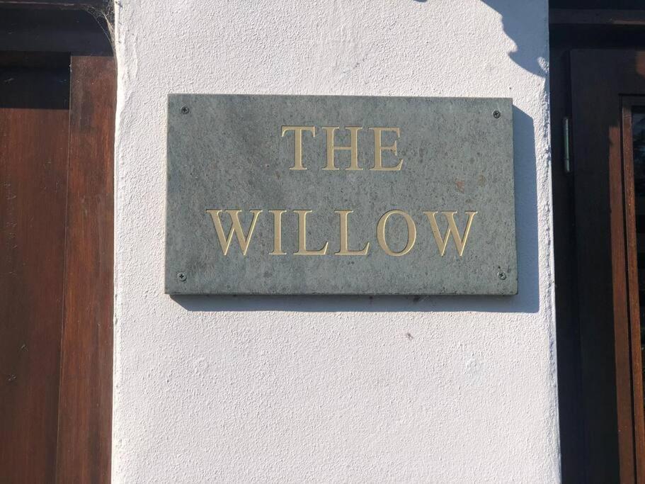 Denstone The Willow מראה חיצוני תמונה